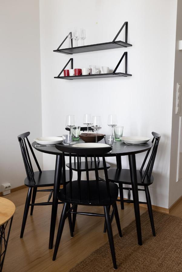 Poista 2Ndhomes Modern 1Br Home With Balcony By The Central Station Helsingfors Eksteriør bilde